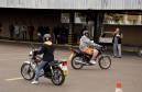 O Departamento de Trânsito do Paraná (Detran) publicou nesta terça-feira (9) a portaria 635, que dá prazo de 90 dias para que os Centros de Formação de Condutores (CFC) do Estado se adequem às mudanças na carga horária dos cursos de habilitação. Foto: Divulgação