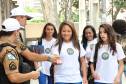 O objetivo é esclarecer pais e alunos sobre a importância do uso do cinto de segurança, inclusive no banco traseiro. 