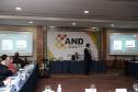 O Departamento de Trânsito do Paraná apresentou nesta quinta-feira (16), em Brasília, o sistema de vistorias eletrônicas de veículos realizadas no Estado. O modelo, considerado inédito no Brasil, usa um aplicativo de celular e substitui o uso de papel por arquivos eletrônicos.