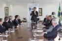 Governador Beto Richa lança o aplicativo Detran Fácil, acompanhado pelo diretor do Detran, Marcos Traad, pelo secretário chefe da Casa Civil, Valdir Rossoni e pelo presidente da Celepar, Jacson Carvalho Leite. Curitiba, 21/07/2016. Foto: Pedro Ribas/ANPr