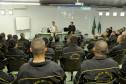 O Departamento de Trânsito do Paraná (Detran) promoveu nesta sexta-feira (7) um encontro com os futuros agentes de trânsito na sede da autarquia em Curitiba. Na ocasião, os alunos do Programa de Capacitação de Agentes de Trânsito, além de conhecerem o funcionamento do pátio de veículos apreendidos, participaram de um diálogo com representantes da autarquia.