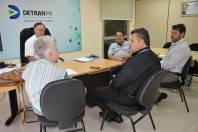 Diretores do Detran-PR recebem visita de diretora do Procon