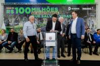 O governador Carlos Massa Ratinho Jr. anuncia investimentos de mais de R$ 100 milhões para o Detran.