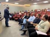 Detran-PR leiloa 10.450 veículos inservíveis para reciclagem e arrecada R$ 4 milhões