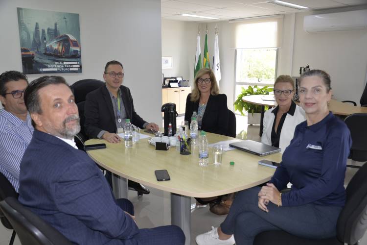 Detran-PR e Senatran trocam experiências com foco nas boas práticas no trânsito