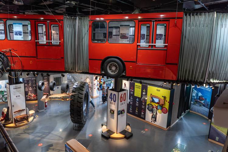 Antes da 1ª habilitação: alunos da rede estadual têm aula de conscientização no trânsito