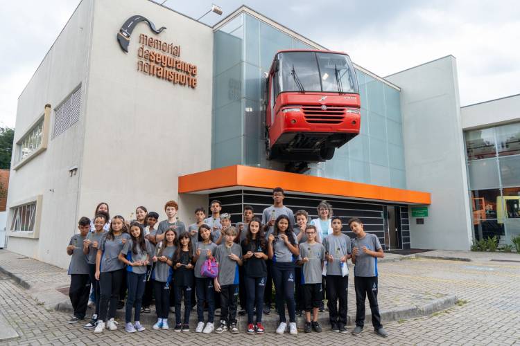 Antes da 1ª habilitação: alunos da rede estadual têm aula de conscientização no trânsito
