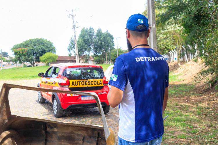 Exame prático realizado pelo Projeto Bancas Itinerantes na cidade de Tibagi.