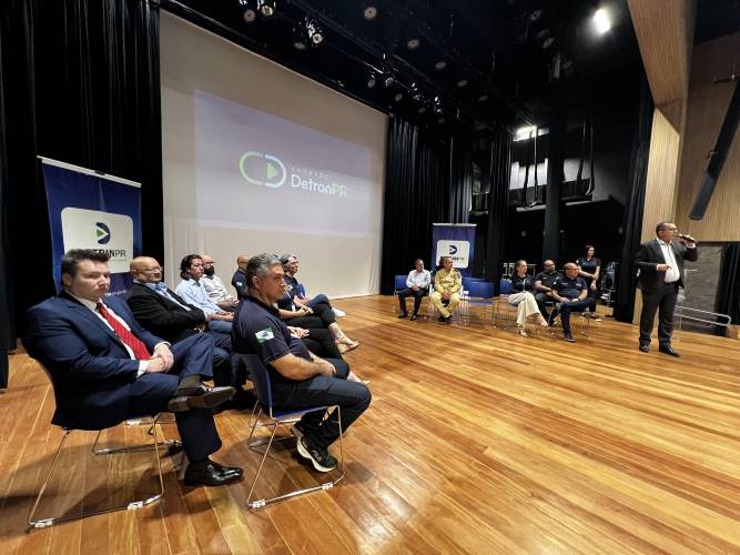 Detran-PR realiza encontro estratégico em Maringá