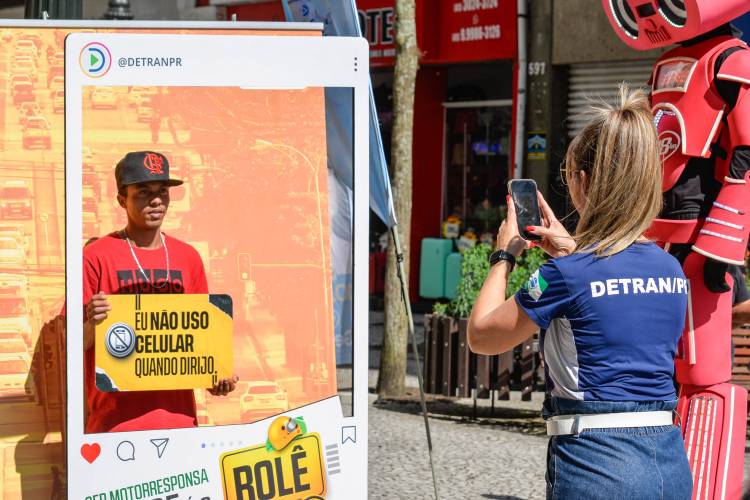 Detran-PR promove ações educativas para reduzir acidentes com motociclistas