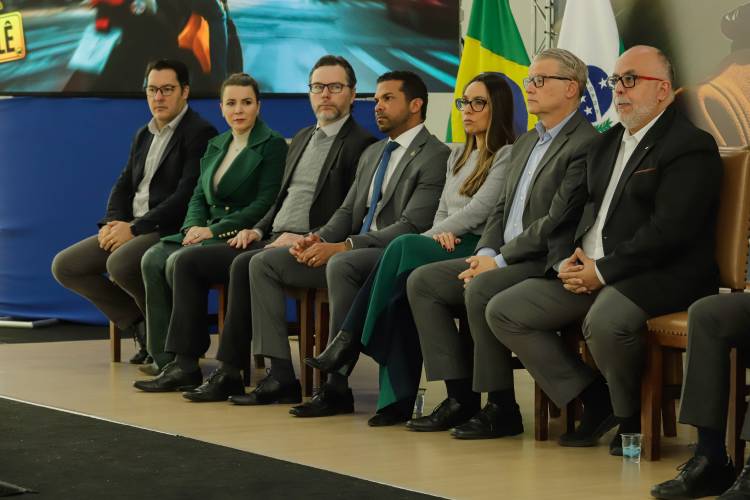 Curitiba, 18 de setembro de 2024 - No Palácio Iguaçu, o vice-governador Darci Piana participa de evento alusiva a Semana Nacional do Trânsito com anúncios do Detran-PR.