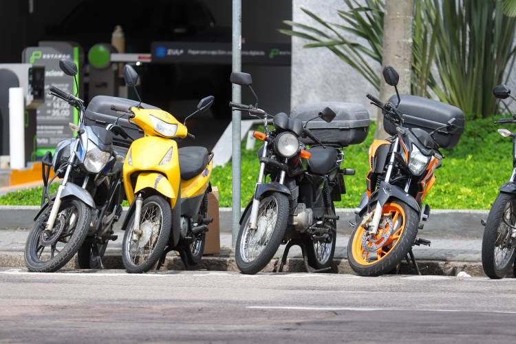 Governo vai encaminhar projeto de lei para isentar de IPVA motos de até 170 cilindradas