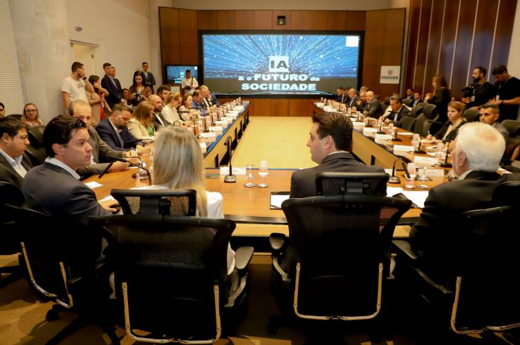 Estado apresenta potenciais da Inteligência Artificial em evento para servidores públicos