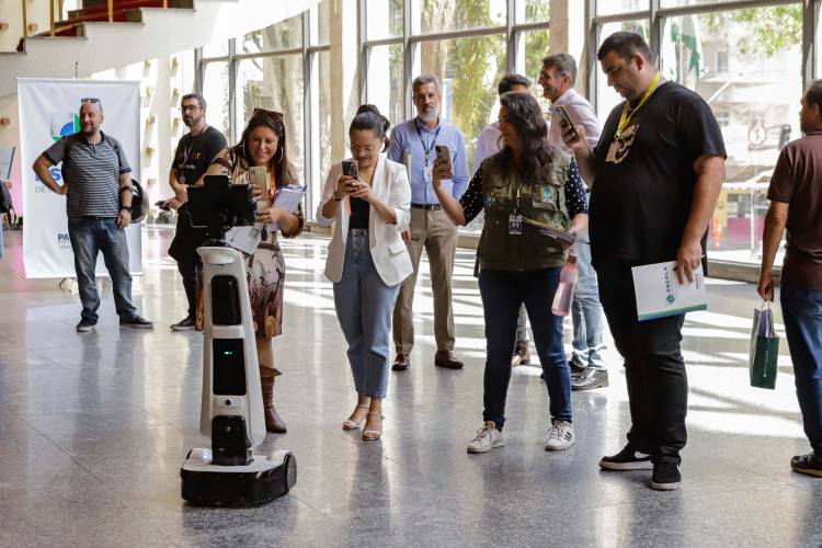 Estado apresenta potenciais da Inteligência Artificial em evento para servidores públicos