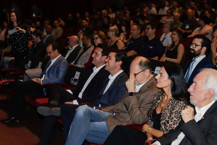 Estado apresenta potenciais da Inteligência Artificial em evento para servidores públicos