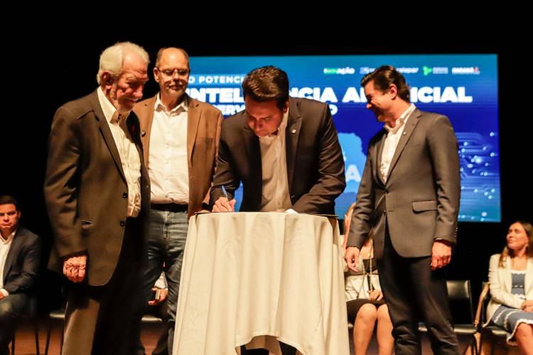 Estado apresenta potenciais da Inteligência Artificial em evento para servidores públicos