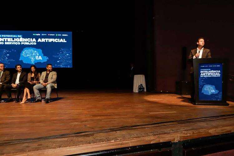 Estado apresenta potenciais da Inteligência Artificial em evento para servidores públicos