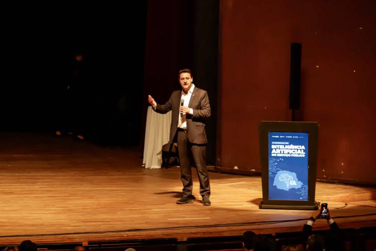 Estado apresenta potenciais da Inteligência Artificial em evento para servidores públicos