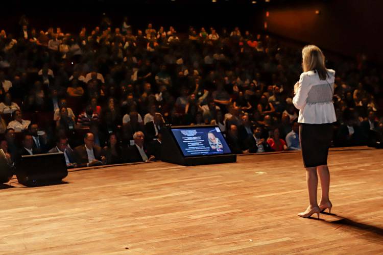 Estado apresenta potenciais da Inteligência Artificial em evento para servidores públicos