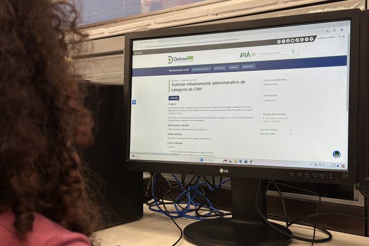 Motoristas do Paraná podem rebaixar categoria da CNH sem necessidade de emitir uma nova