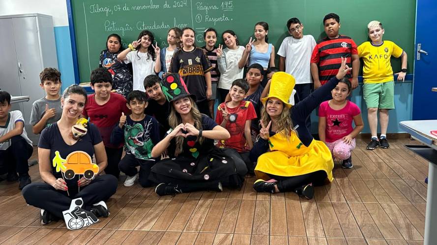 Detran-PR realiza palestras educativas para conscientizar estudantes sobre segurança no trânsito no município de Tibagi