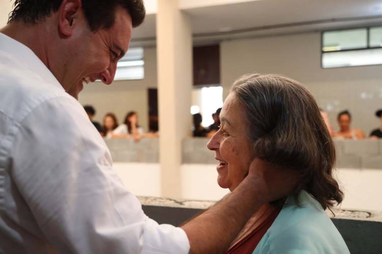 Educação e outros setores: Estado lança soluções de IA em parceria com o Google