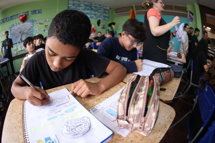 Educação e outros setores: Estado lança soluções de IA em parceria com o Google