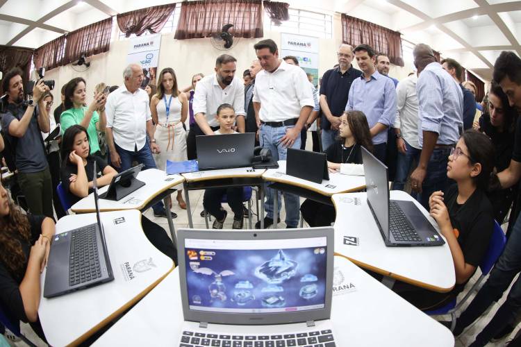 Educação e outros setores: Estado lança soluções de IA em parceria com o Google