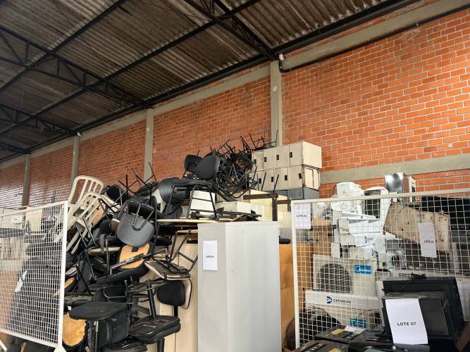 Departamento de Trânsito do Paraná (Detran-PR) abre doação de bens para órgãos públicos e organizações sem fins lucrativos.