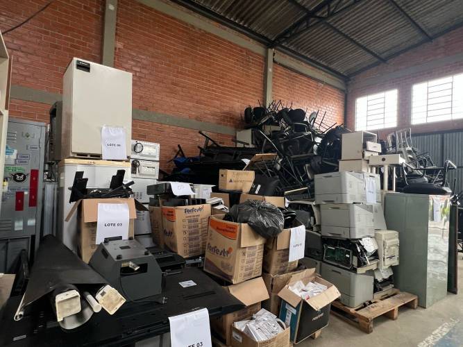 Departamento de Trânsito do Paraná (Detran-PR) abre doação de bens para órgãos públicos e organizações sem fins lucrativos.