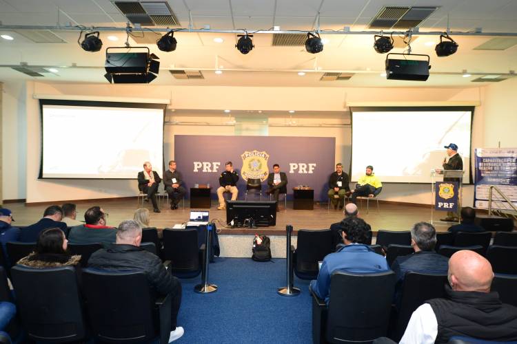 Com apoio do Detran-PR, capacitação em mobilidade e segurança viária acontece nesta semana em Curitiba