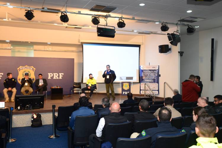 Com apoio do Detran-PR, capacitação em mobilidade e segurança viária acontece nesta semana em Curitiba