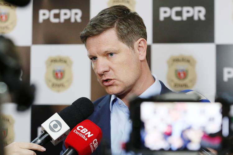 Detran-PR participa de operação contra empresas envolvidas em fraude veicular