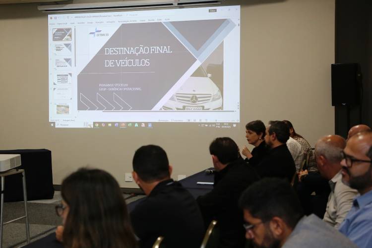 Fóruns Temáticos abrem o 83º Encontro Nacional de Detrans em Foz do Iguaçu