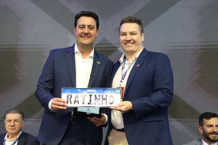 Sinaliza Paraná: governador libera R$ 100 milhões para sinalização viária das cidades