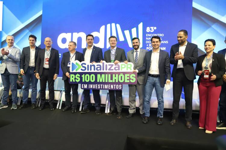 Sinaliza Paraná: governador libera R$ 100 milhões para sinalização viária das cidades