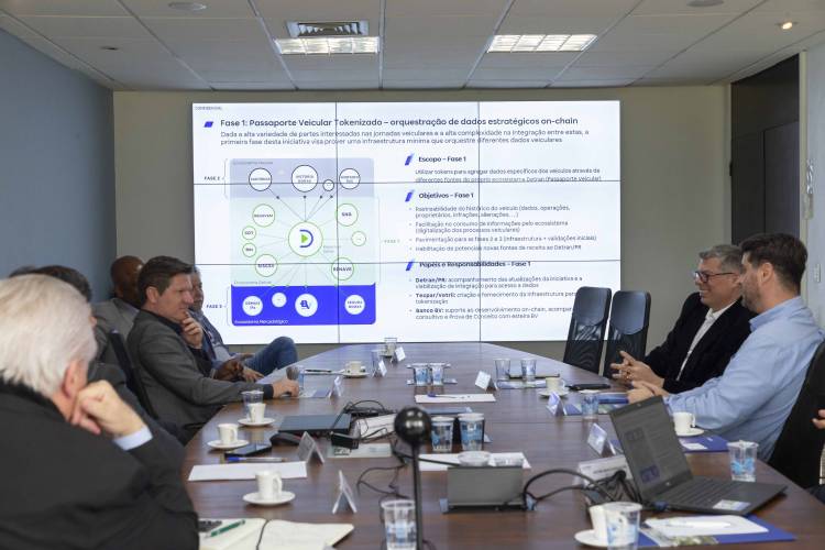 Tecpar e Detran-PR discutem criação de token para registrar histórico de veículos