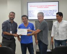 Motoristas da Secretaria da Fazenda do Paraná fazem curso no Detran-PR