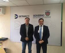 Deputado estadual Everton Marcelino com o diretor-geral Cesar Kogut