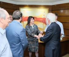 Diretoria do Detran-PR e vice-governador prestigiam concessionários de veículos