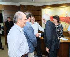 Diretoria do Detran-PR e vice-governador prestigiam concessionários de veículos