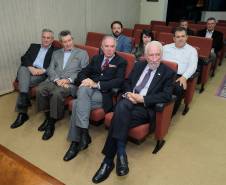Diretoria do Detran-PR e vice-governador prestigiam concessionários de veículos