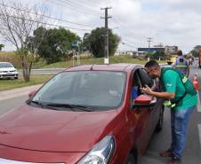 Detran realiza ações educativas em homenagem ao dia do motorista em Curitiba