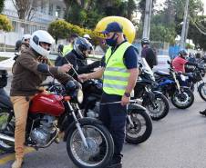 BRTran faz blitz educativa no Dia do Motociclista