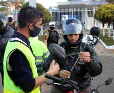 BRTran faz blitz educativa no Dia do Motociclista