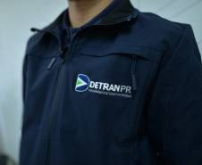 Detran-PR abre processo licitatório para disponibilizar uniforme para seus colaboradores