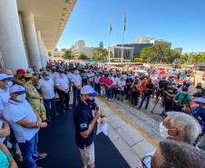 Detran-PR e Senatran lançam o novo modelo de placa preta para veículos de coleção