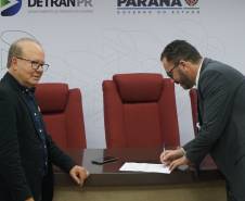 Novo diretor-geral do Detran-PR, Adriano Furtado, toma posse 