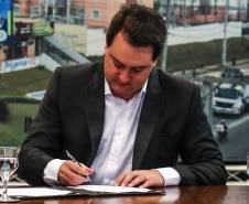 Governador anuncia secretário do Trabalho e diretores do Detran, Celepar, Amep e Portos