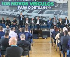 Estado entrega 106 veículos e equipamentos para reforçar atendimentos do Detran-PR